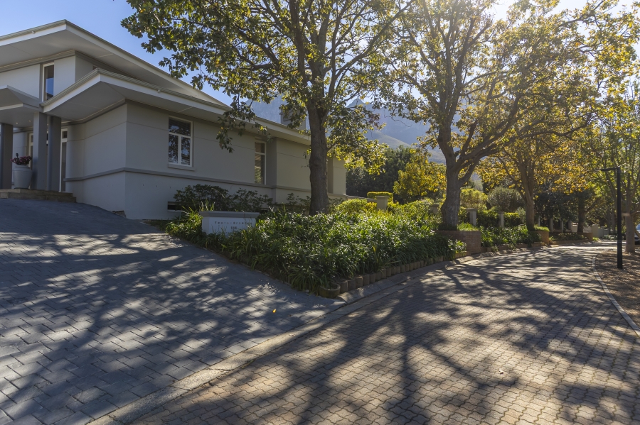 4 Bedroom Property for Sale in Erinvale Golf Estate Western Cape